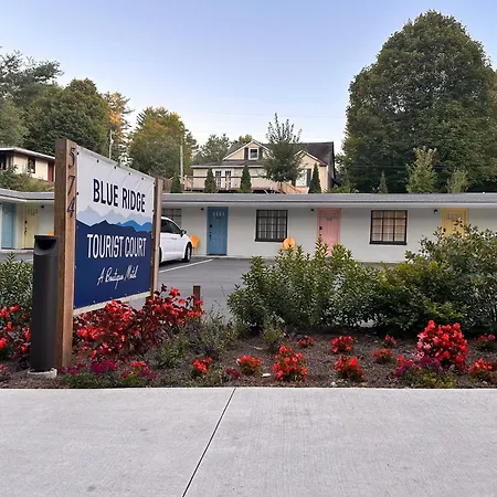 Blue Ridge Tourist Court-2