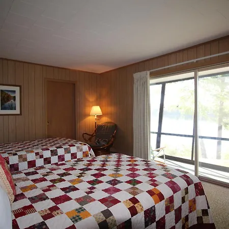 Sandy Point Motel-3