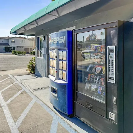 Super 7 Motel-3
