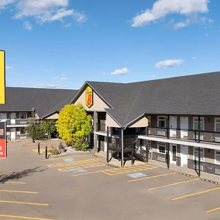 Super 8 By Wyndham Fort Mcmurray-2