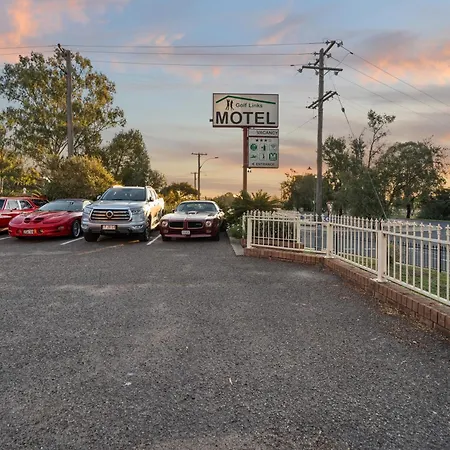 Golf Links Motel-2