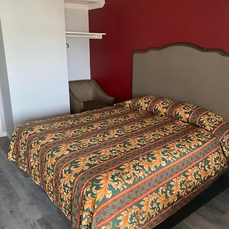 Hi Rise Motel-3