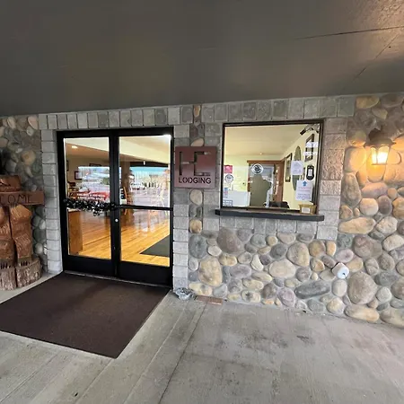 Seasons Motel-2
