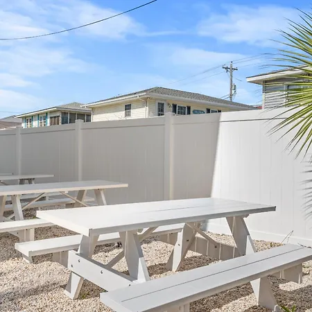 Rr Beach Club-2