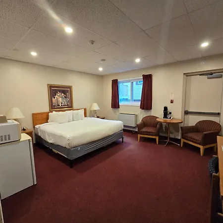 Travelodge By Wyndham Port Elgin-2