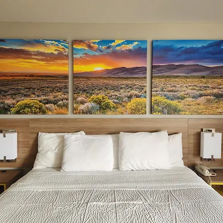 Days Inn By Wyndham Lumberton-3