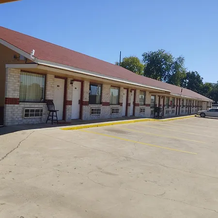 Brooks City Executive Inn-3