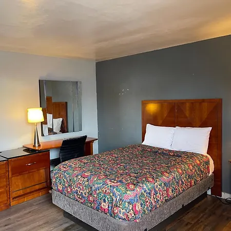 Sunny Sands Inn-3