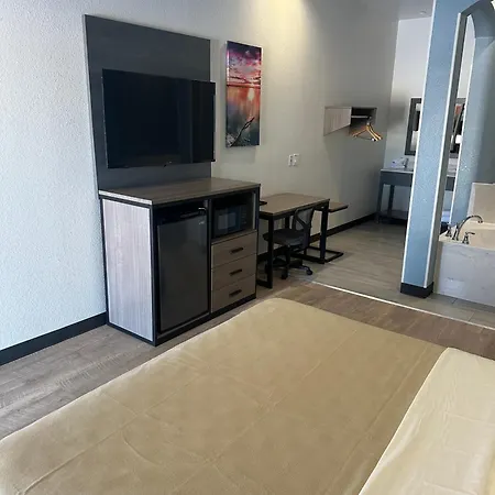 M&M Inn And Suites-2