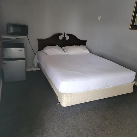 Grand Howell Inn-2