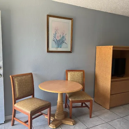 Paradiseinn-3
