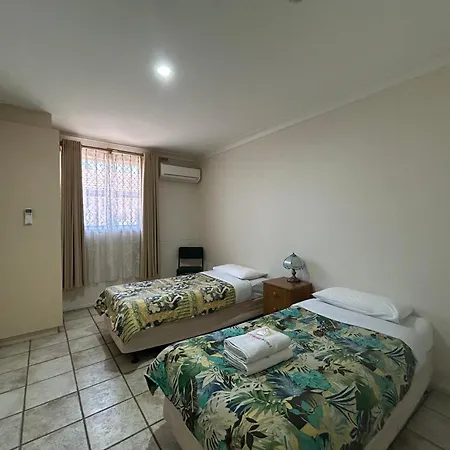 Igrand Motel-2