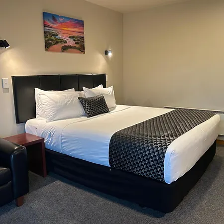Shelby Motor Lodge-3