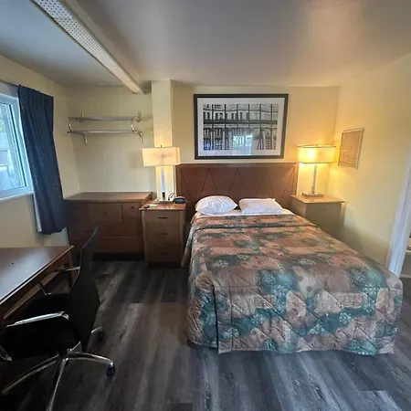 Pine Ridge Motel-2