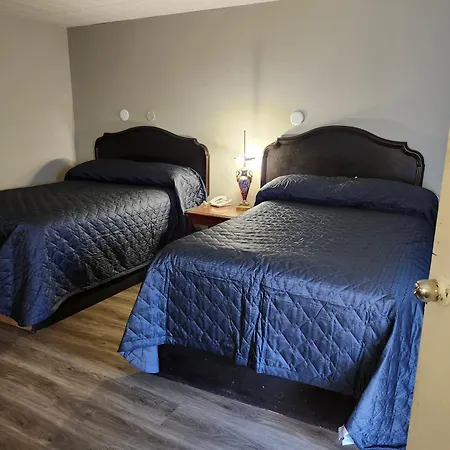 Fairway Inn & Suites-2