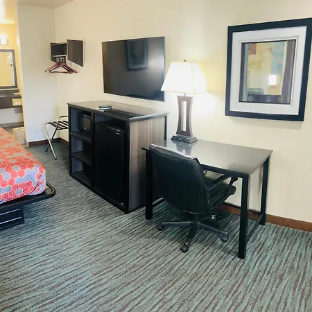 Garden Inn & Suites Little Rock-3