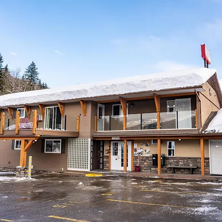 Swiss Chalet Motel-2