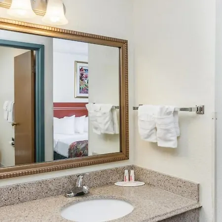 Fairbridge Inn Express Decatur Forsyth Il-3