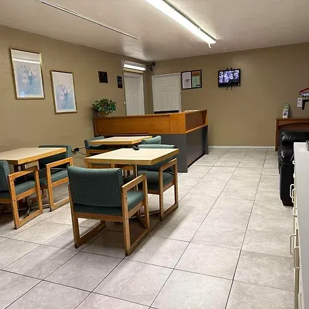 Americas Best Value Inn Wendover-2