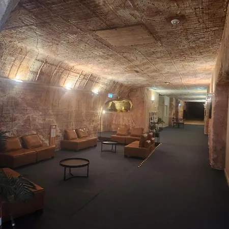 Coober Pedy Experience Motel-2