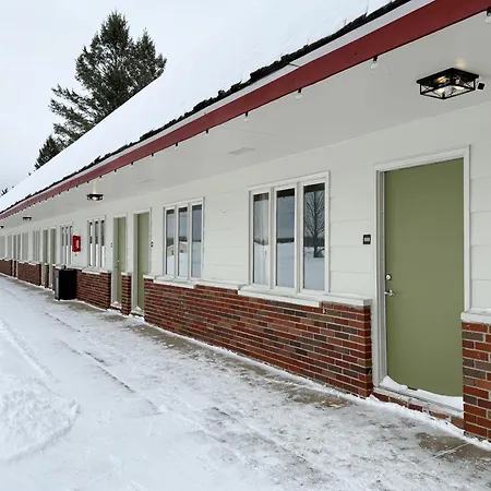 The Trail Inn - Newberry, Mi - Formerly Knollwood Inn - 13467 M-28-3
