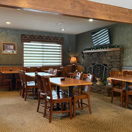 Stewart Lodge-2