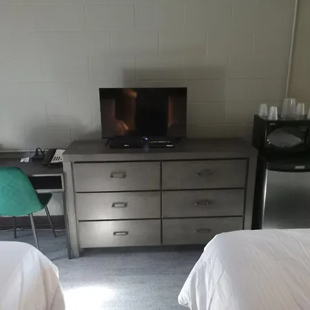 Park Lane Motor Hotel Medicine Hat-3