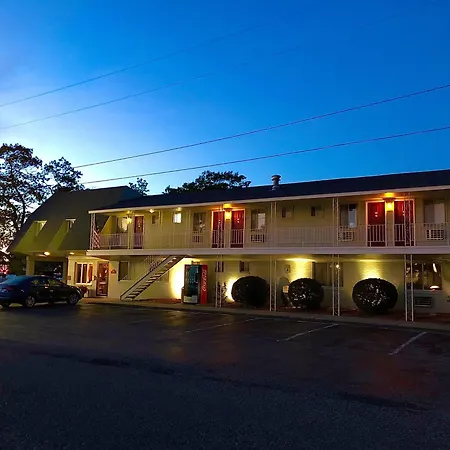 Riviera Motel-2
