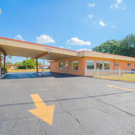 Vali Ho Motel By Oyo Weslaco Mercedes-2
