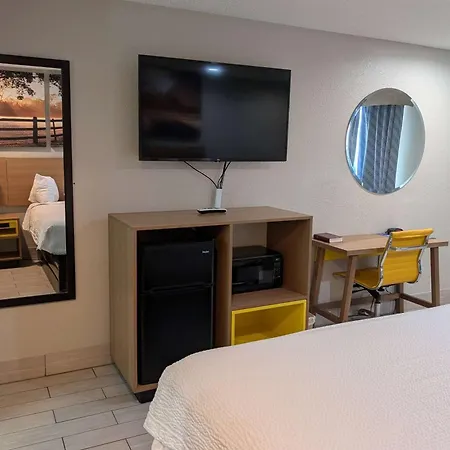 Days Inn By Wyndham Arcadia Louisiana-2