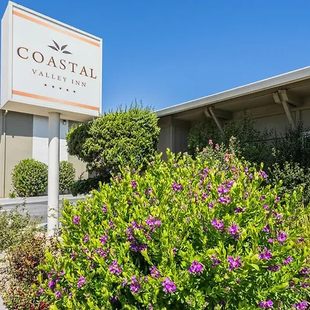 Coastal Valley Inn-3