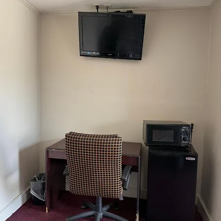 Budget Inn-2