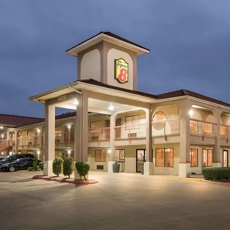 Super 8 By Wyndham Grand Prairie Southwest-2