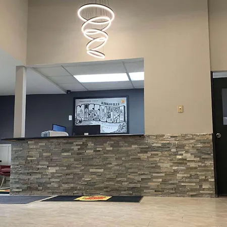Super 8 By Wyndham Kirksville-University Area-3