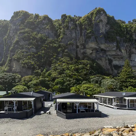 Punakaiki Beachfront Motels-3