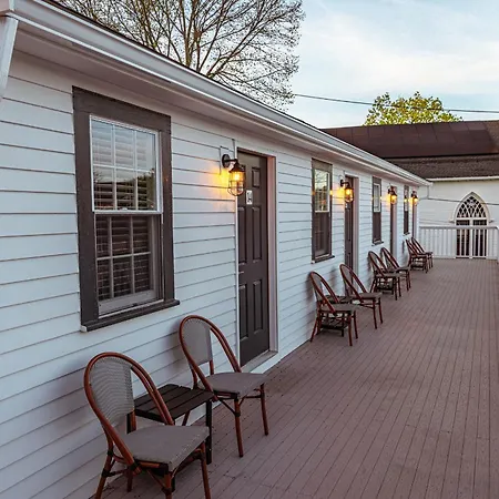 Eagle House Motel-2