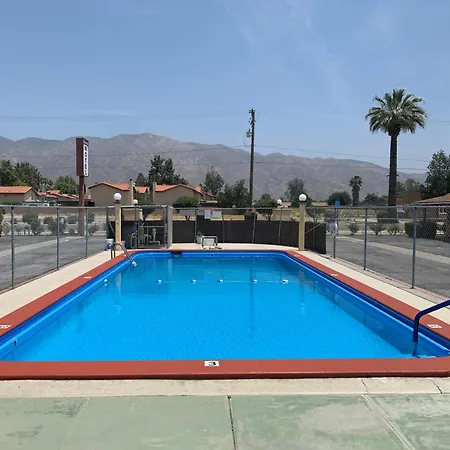 Hacienda Motel-3