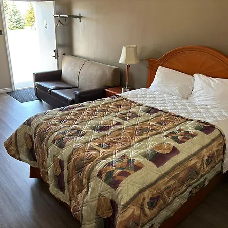 Seven Oakes Motel-3