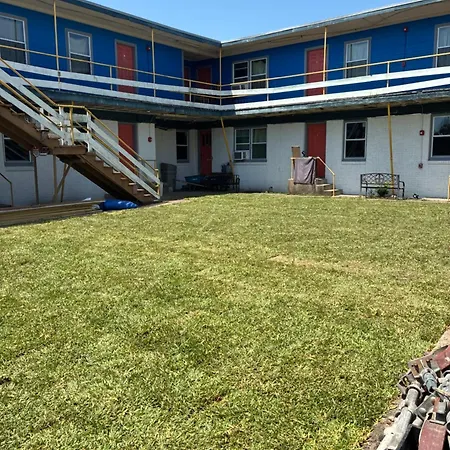 Rosenberg Motel-2