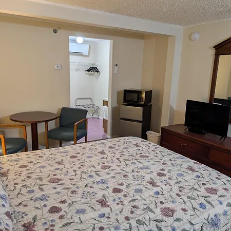 Aroostook Hospitality Inn - Washburn-3