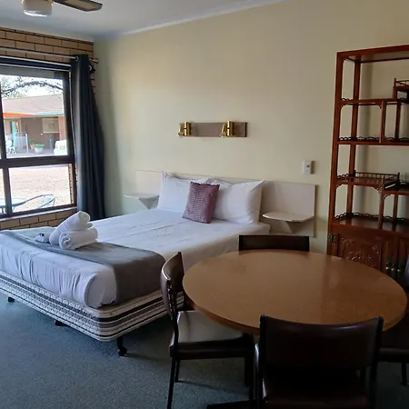 Birch Motel Tocumwal Previously Known As Kanimbla Motor Inn-3