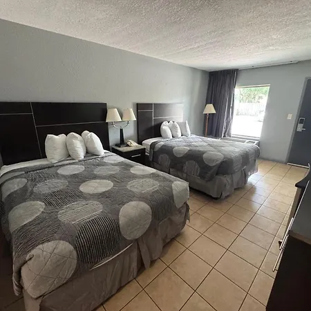Budget Inn Sanford International Airport-3