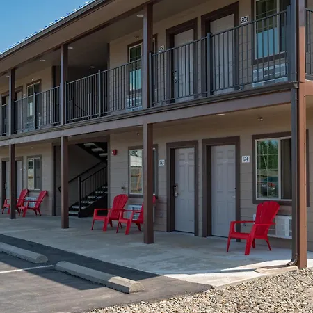 Town Motel-3