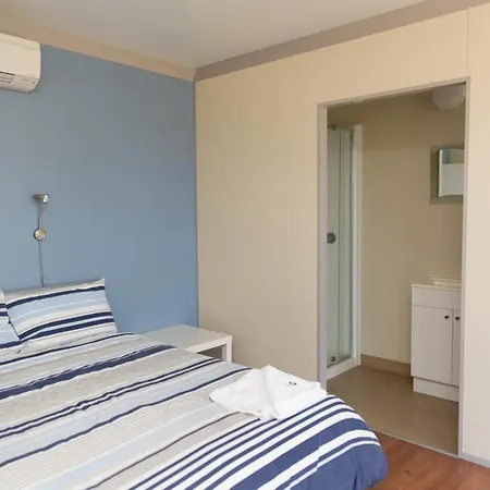 Merinda Village Hotel - Country Pub Stay - Just Off Bruce Highway-2