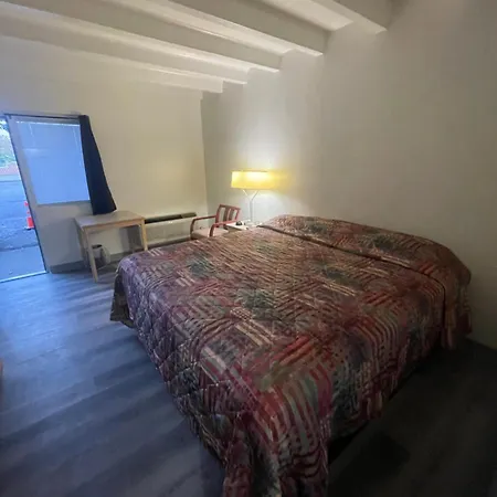 Relax Inn-2
