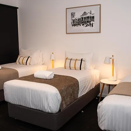 Alpine Hotel Bright-3