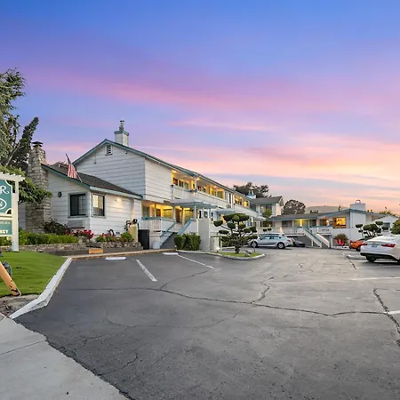 Arbor Inn Monterey-3
