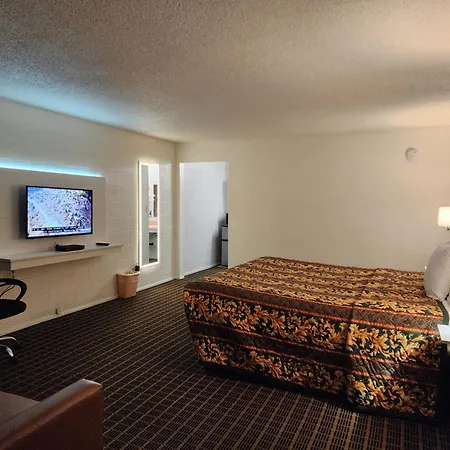 Holiday Lodge-3
