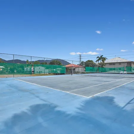Cairns Reef Apartments & Motel-3