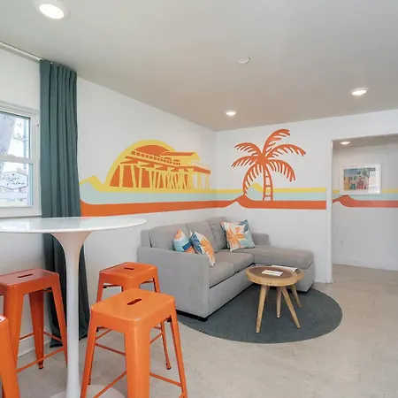Royal Palms Motel-2